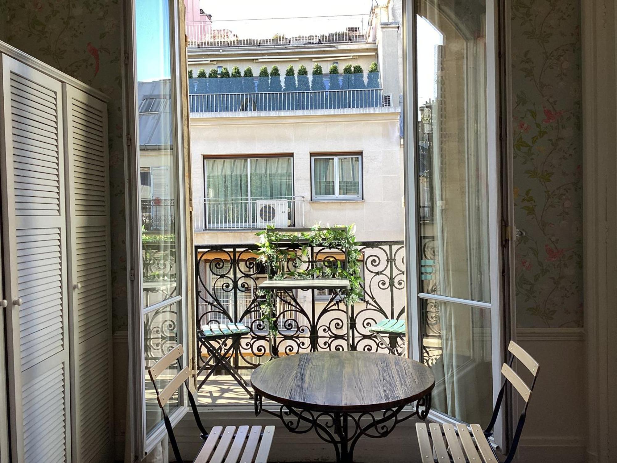 Bed And Breakfast Paris Quartier Champs-Elysees Εξωτερικό φωτογραφία