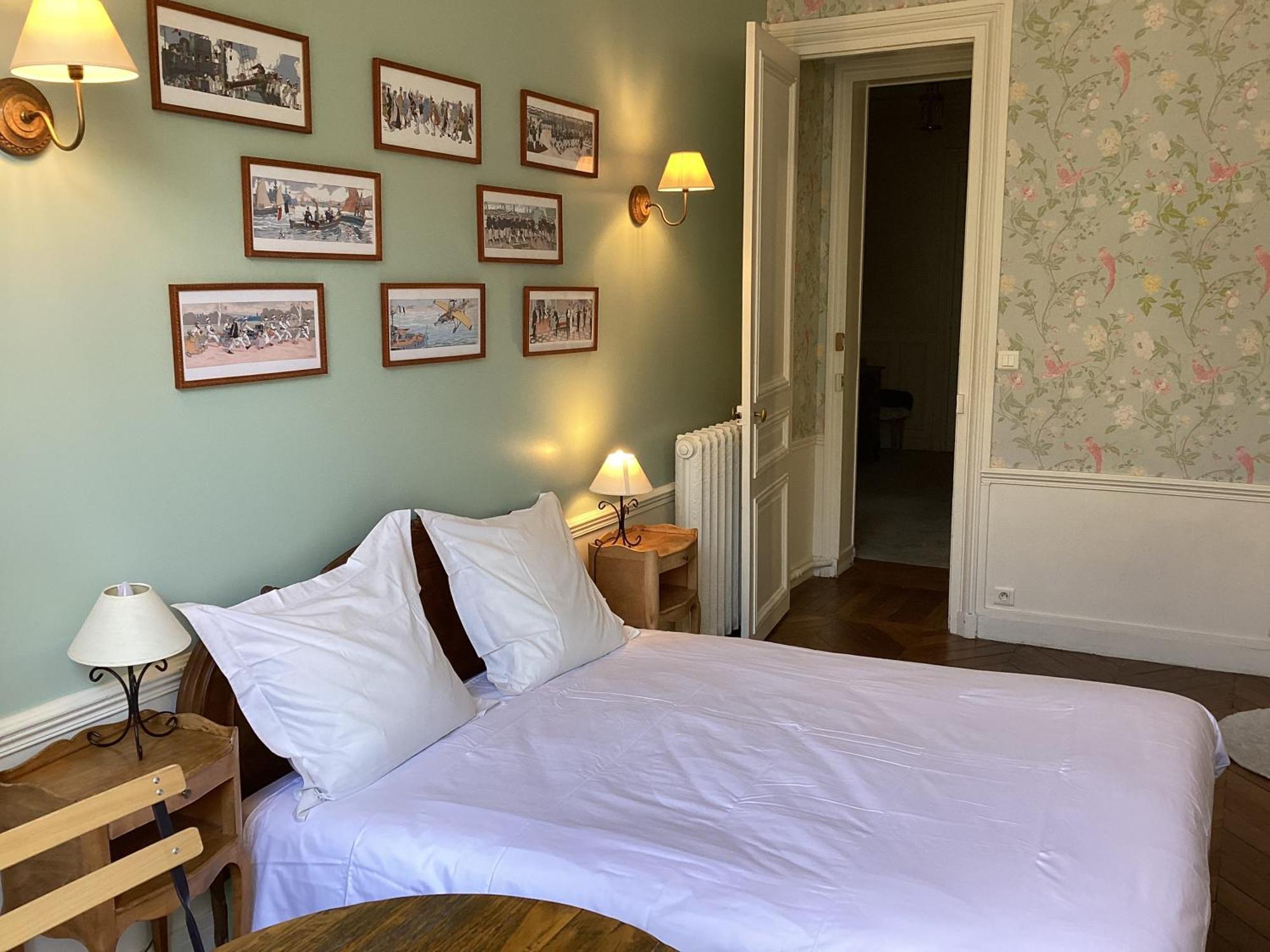 Bed And Breakfast Paris Quartier Champs-Elysees Εξωτερικό φωτογραφία