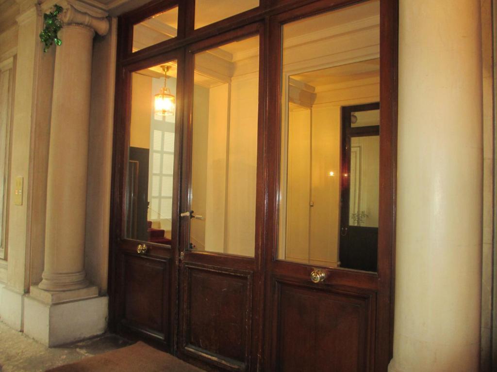 Bed And Breakfast Paris Quartier Champs-Elysees Εξωτερικό φωτογραφία